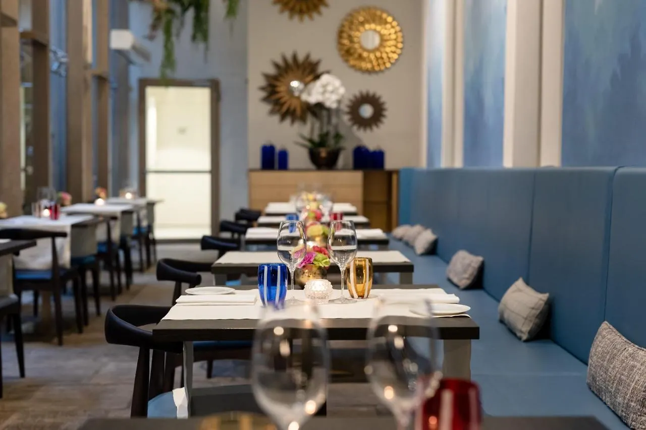 Hotel Indigo Milan - Corso Monforte By Ihg 4*,  Italy